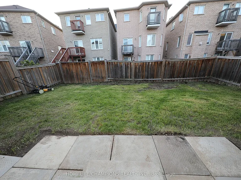1524 Bruny Ave — Photo 18