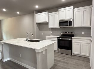 600 Gladys St #6, Lone Oak, TX 75453