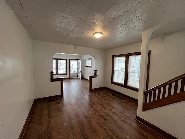 1227 S Champion Ave — Photo 10