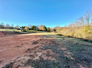 184 Spivey Creek Rd, Landrum, SC 29356