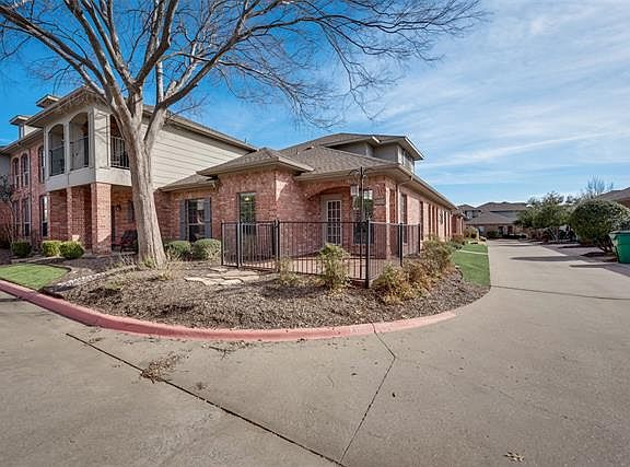 3rd image of 575 S Virginia Hills Dr Unit 1404