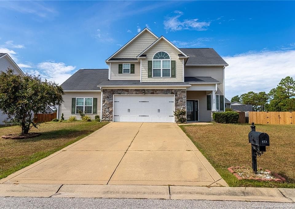 1st image of 573 Wedgefield Dr