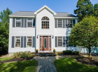 4 Linda Ln, Wynantskill, NY 12198