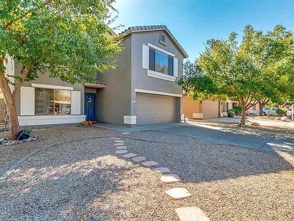 2nd image of 827 E Lovegrass Dr
