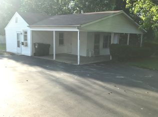 1623 Ghent Rd, Columbia, IL 62236