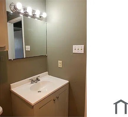 2401 Bosque Dr #C — Photo 11