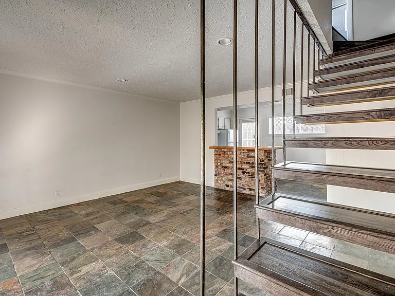 4321 Hazard St #9 — Photo 5