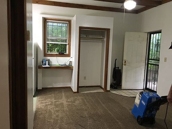 4th image of 1829 Maryland Ave