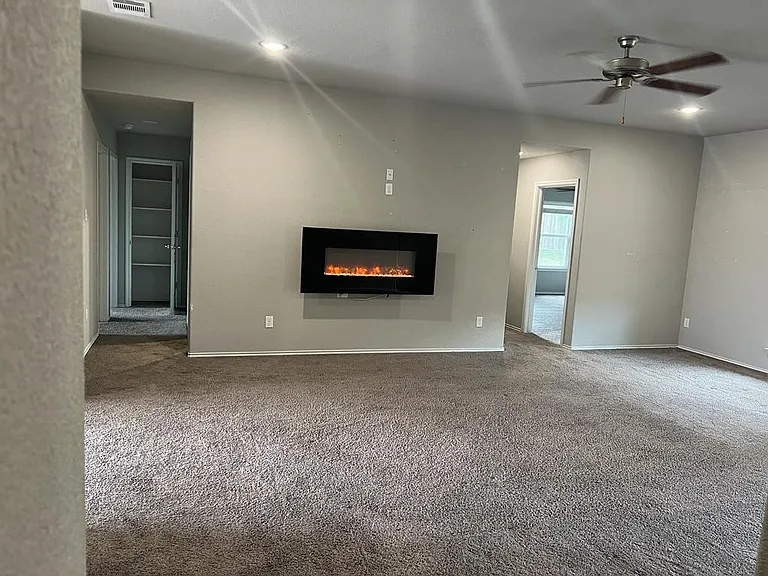 2428 Nolan Creek St — Photo 30