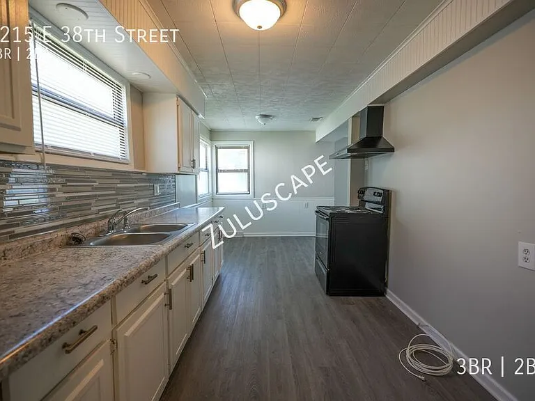 1215 E 38th St — Photo 5