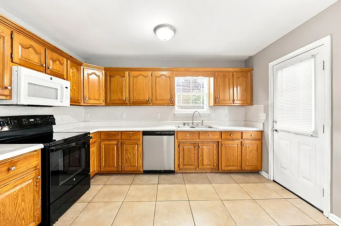 7514 Ashton Pl — Photo 8