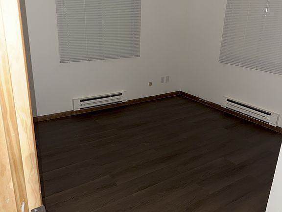 4th image of 2091 Best Pl APT 1