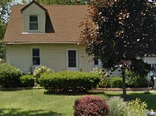 20 Swayze Dr, Latham, NY 12110