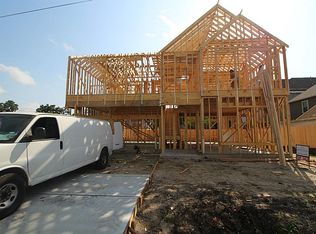 2212 Reinerman St, Houston, TX 77007