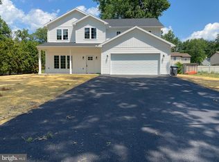224 Lake Front Dr, Orwigsburg, PA 17961