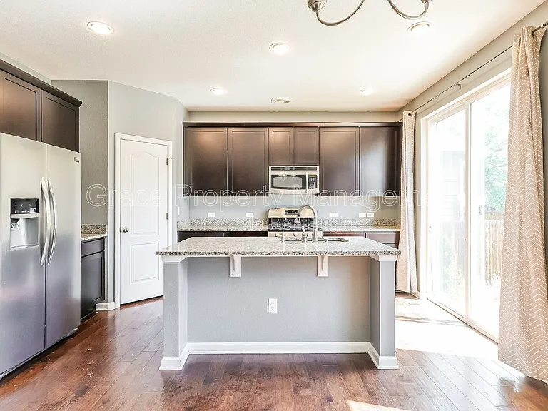 9760 Memphis St — Photo 28