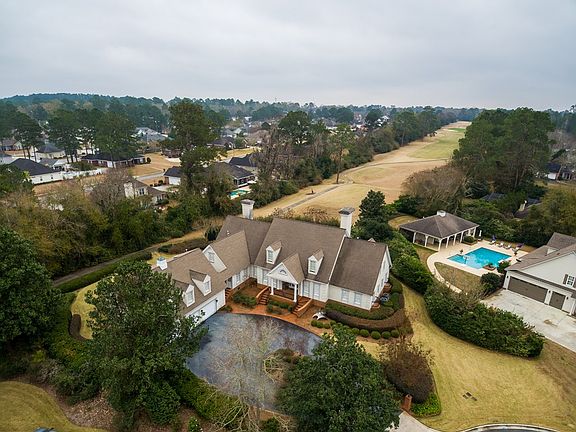 2nd image of 3 Saint Andrews Cir