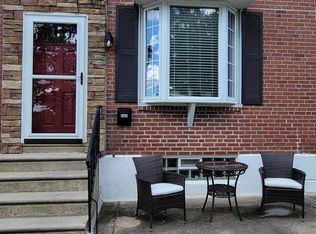 5866 Magdalena St, Philadelphia, PA 19128