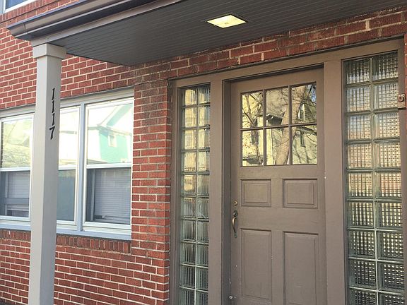 3rd image of 1117 S Westnedge Ave APT 4