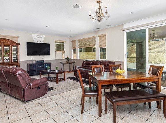 5th image of 15726 Hanover Ln