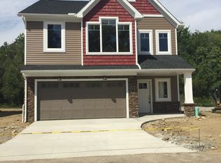 2979 Creekside Ct, Stow, OH 44224
