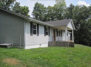 162 Primrose Dr, Cross Lanes, WV 25313