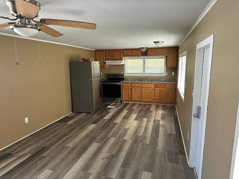 1111 N Point Lonesome Rd #4A — Photo 9