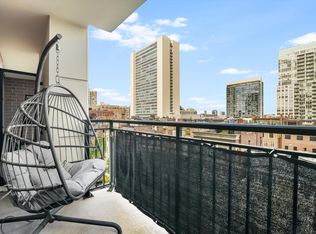 451 W Huron St UNIT 706, Chicago, IL 60654