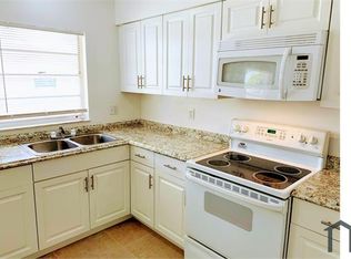 16910 Carmen Ave, Fort Myers, FL 33908