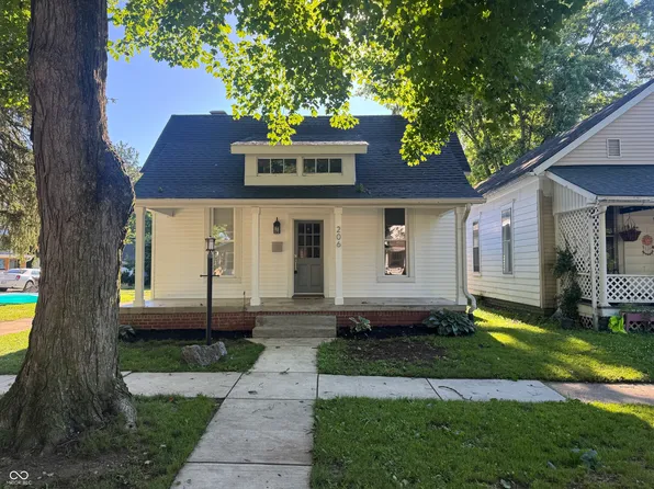 206 6th St, Covington, IN 47932