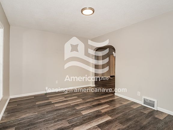 686301_003_living_room_13868871.jpg