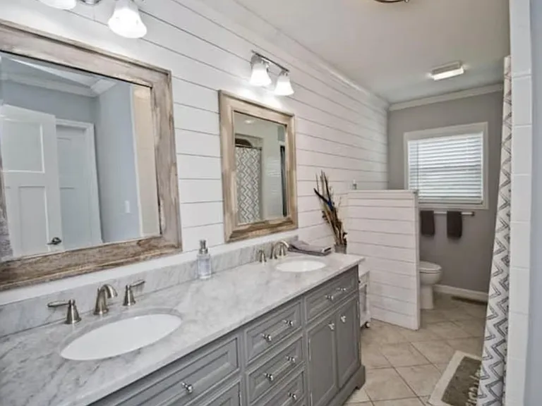 205 Barefoot Ln #A — Photo 3