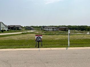 4958 Prairie Kettle Ct, Waunakee, WI 53597