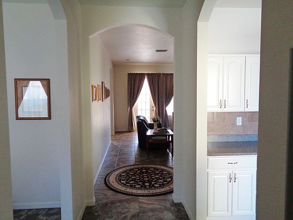 5th image of 101 Sidney Ct