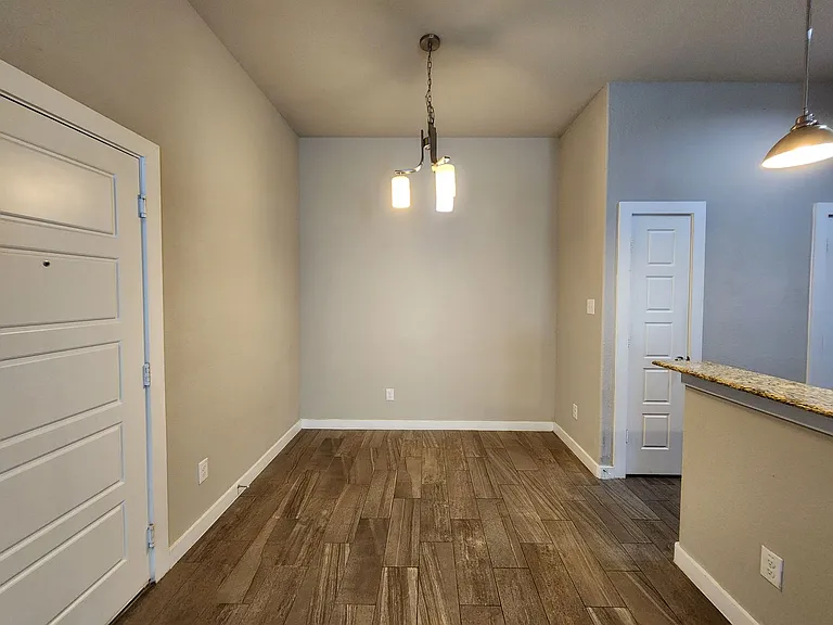 549 Creekside Frst — Photo 9