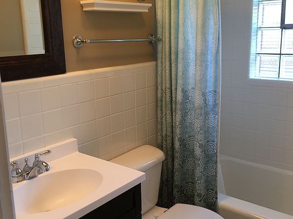 5th image of 942 Briarwood Ln