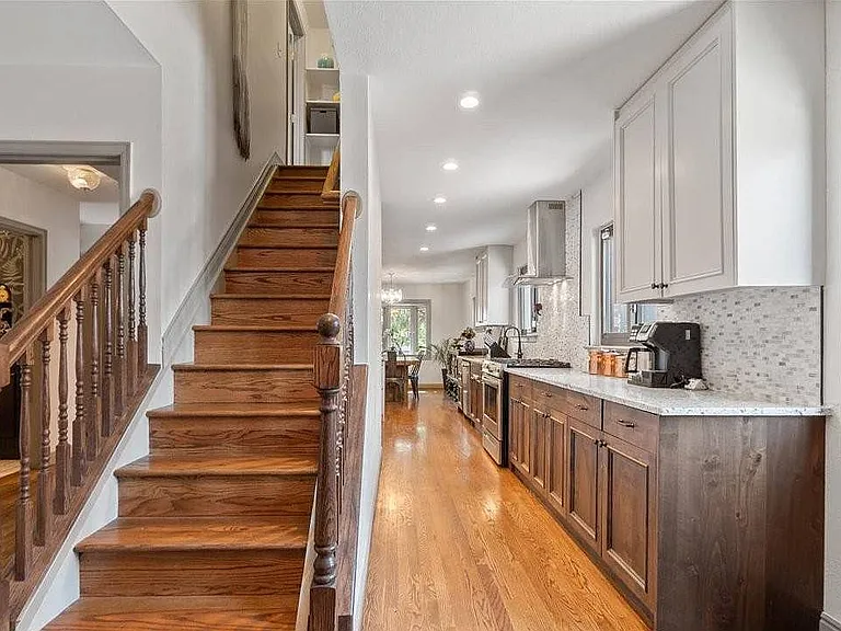 1418 Glencoe St — Photo 27