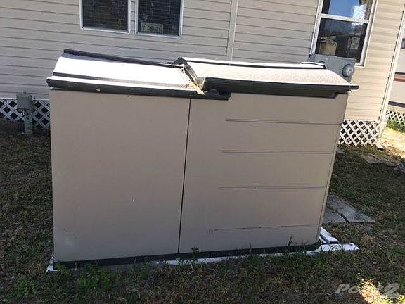 Outdoor storage - Rubbermaid