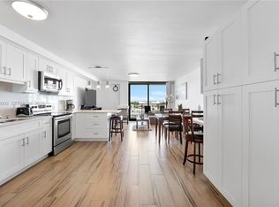 Tower 1800 Condo, Miami Beach, FL 33139