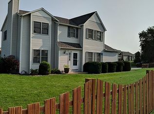 2243 Chesire Dr, South Bend, IN 46614