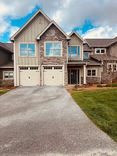 36 Canyon Villa Rd #H Photo 1 36 Canyon Villa Rd #H Photo 1