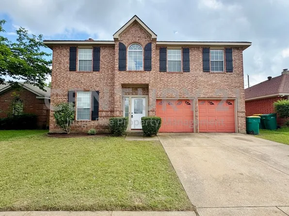 835 Rockett Ln, Cedar Hill, TX 75104