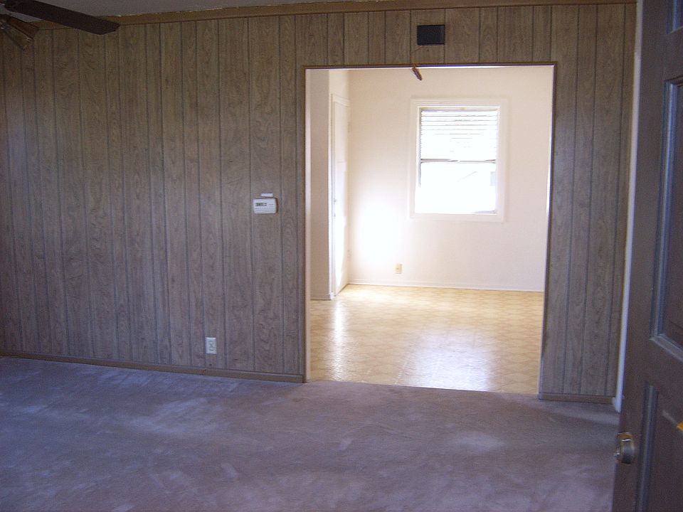 1st image of 367 School Ave