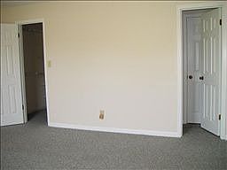 5th image of 413 Beasley Dr