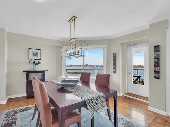 60 Riverside Drive image 5 of 11