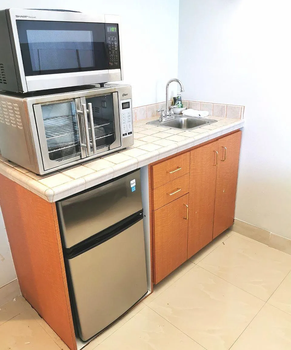 2 bed, 1330 sqft, $4,650 — Photo 4