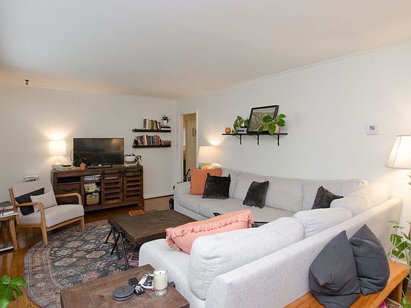 3rd image of 2248 Rando Ln NW