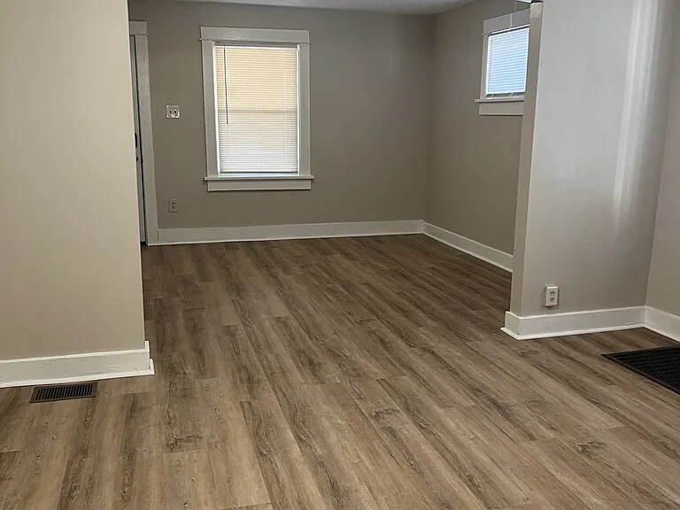 338 Brooklyn Ave — Photo 31