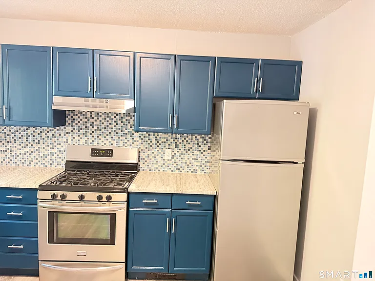 17 Enfield St #17 — Photo 7