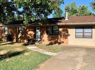 716 N Vine St, Charleston, AR 72933